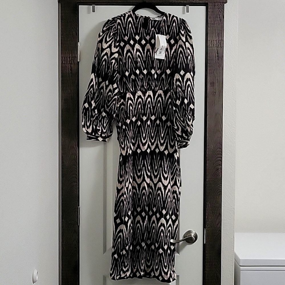 Zara midi dress with side cutout